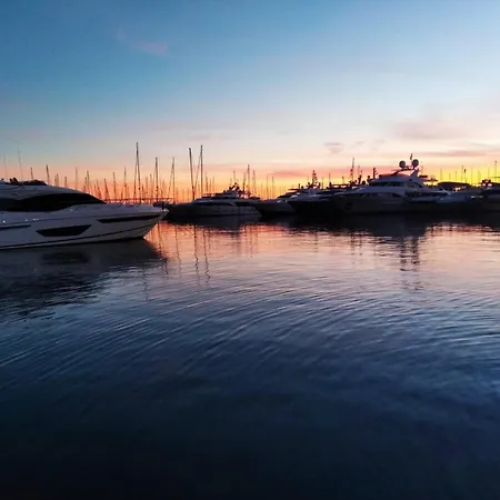 Lägenhet And Center *